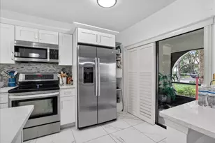 6328 W Longboat Ln Ln W, Boca Raton, FL 33433 - Photo 10