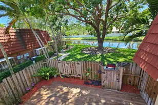 9982 NW 6th Ct, Plantation, FL 33324 - Photo 16