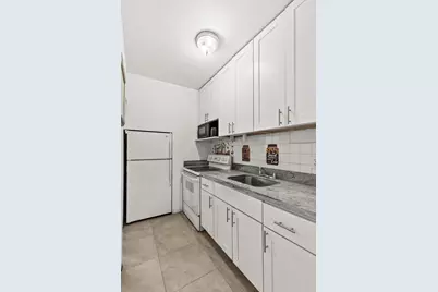 1021 NE 24th Avenue #12, Pompano Beach, FL 33062 - Photo 18
