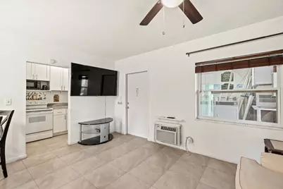 1021 NE 24th Avenue #12, Pompano Beach, FL 33062 - Photo 14