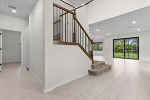 640 SE Monet Dr, Port Saint Lucie, FL 34984 - Photo 8