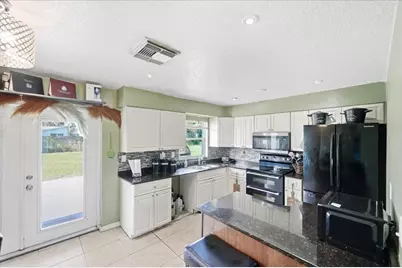 6602 Fort Walton Avenue, Fort Pierce, FL 34951 - Photo 12