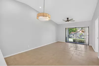6649 Somerset Drive #206, Boca Raton, FL 33433 - Photo 12