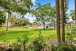 2257 SW 15th St, Deerfield Beach, FL 33442 - Photo 20
