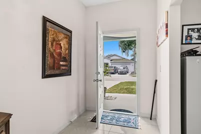 1013 E 13th Square, Vero Beach, FL 32960 - Photo 2