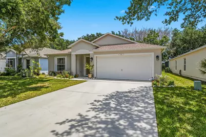1013 E 13th Square, Vero Beach, FL 32960 - Photo 1