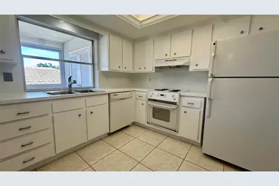 1900 NE 29th Street #2c, Lighthouse Point, FL 33064 - Photo 2