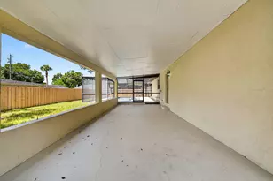 303 Lott St, Fort Pierce, FL 34947 - Photo 30