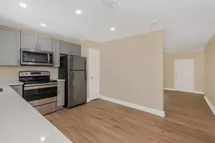 6560 SW 20th St, North Lauderdale, FL 33068 - Photo 8