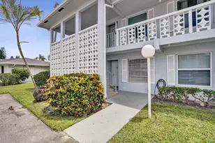 2820 SW 13th St, Delray Beach, FL 33445 - Photo 2