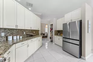12420 NW 50th Pl, Coral Springs, FL 33076 - Photo 10