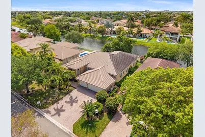 12420 NW 50th Place, Coral Springs, FL 33076 - Photo 32