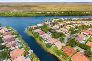 12420 NW 50th Pl, Coral Springs, FL 33076 - Photo 2