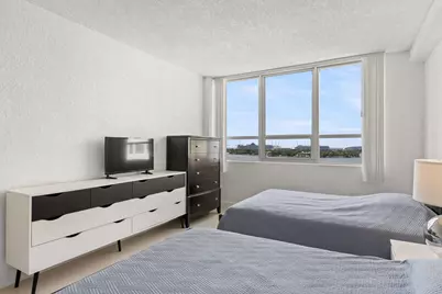 1500 Bay Road #1122s, Miami Beach, FL 33139 - Photo 14