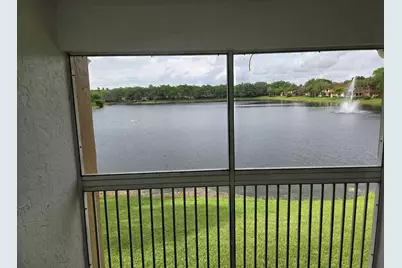708 NW 92nd Avenue, Plantation, FL 33324 - Photo 2