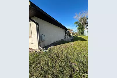 1217 SE Nancy Lane, Port Saint Lucie, FL 34983 - Photo 20