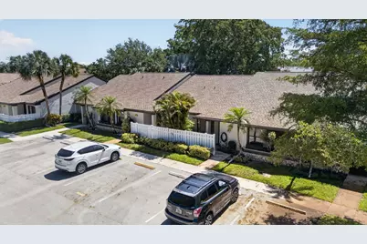 3210 S Carambola Cir Circle S, Coconut Creek, FL 33066 - Photo 32