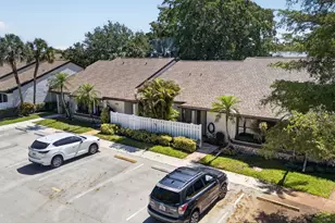3210 S Carambola Cir Circle S, Coconut Creek, FL 33066 - Photo 32