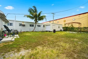 2120 Taylor St, Hollywood, FL 33020 - Photo 20