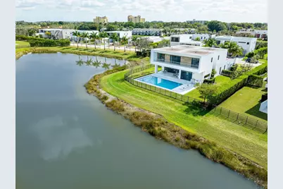 16553 Botaniko Drive S, Weston, FL 33326 - Photo 2