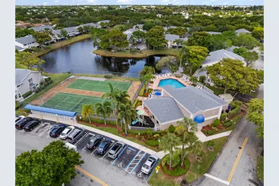 2030 Discovery Circle E, Deerfield Beach, FL 33442 - Photo 46