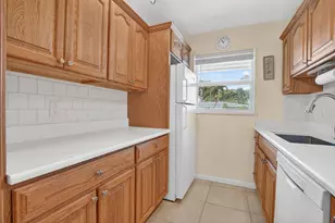 920 South Dr, Delray Beach, FL 33445 - Photo 14