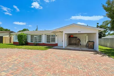 804 SE 16th Court, Deerfield Beach, FL 33441 - Photo 2
