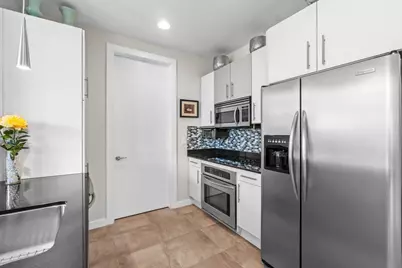 335 SE 6th Avenue #304, Delray Beach, FL 33483 - Photo 8