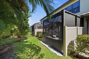 8293 Catria Ln, Lake Worth, FL 33467 - Photo 24