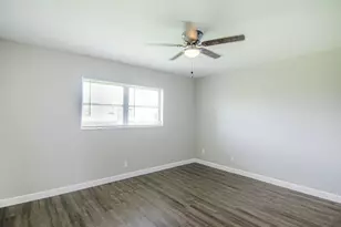 2630 Emory Dr E, West Palm Beach, FL 33415 - Photo 8