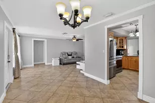 8600 NW 29th St, Sunrise, FL 33322 - Photo 8