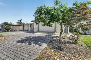 8600 NW 29th St, Sunrise, FL 33322 - Photo 30