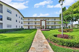 559 Mansfield, Boca Raton, FL 33434 - Photo 2