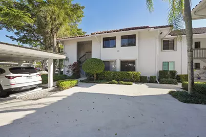 100 Pelican Pointe Drive #101, Delray Beach, FL 33483 - Photo 2