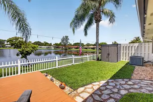 43 Mayfair Ln, Boynton Beach, FL 33426 - Photo 1