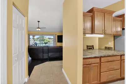 43 Mayfair Lane, Boynton Beach, FL 33426 - Photo 6
