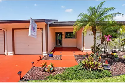 43 Mayfair Lane, Boynton Beach, FL 33426 - Photo 2