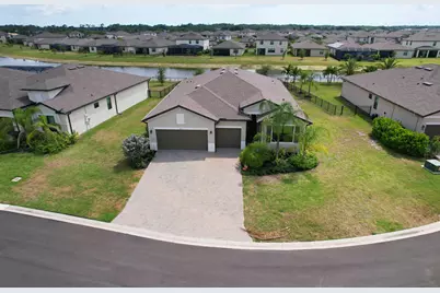 3413 Nombella Court, Fort Myers, FL 33905 - Photo 2