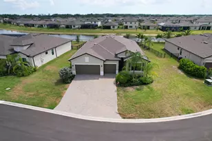 3413 Nombella Ct, Fort Myers, FL 33905 - Photo 2