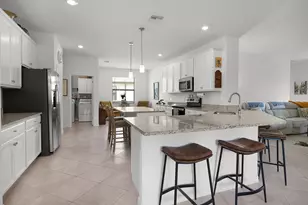 3413 Nombella Ct, Fort Myers, FL 33905 - Photo 4