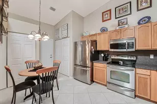 9436 Swansea Ln, West Palm Beach, FL 33411 - Photo 18
