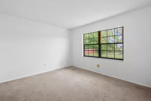 601 SW Ester Ave, Port Saint Lucie, FL 34983 - Photo 10