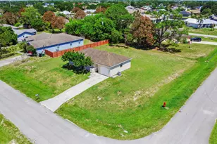 601 SW Ester Ave, Port Saint Lucie, FL 34983 - Photo 30