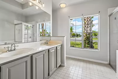 160 Royal Pine Circle S, Royal Palm Beach, FL 33411 - Photo 14