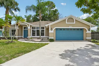 160 Royal Pine Circle S, Royal Palm Beach, FL 33411 - Photo 2
