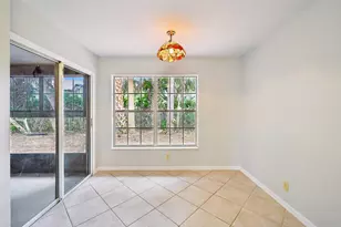 160 Royal Pine Cir S, Royal Palm Beach, FL 33411 - Photo 10