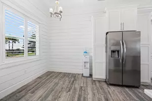 2534 SW Conch Cove Ln, Palm City, FL 34990 - Photo 6