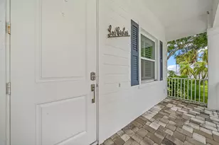 2534 SW Conch Cove Ln, Palm City, FL 34990 - Photo 4