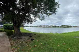 68 Stratford E, West Palm Beach, FL 33417 - Photo 12