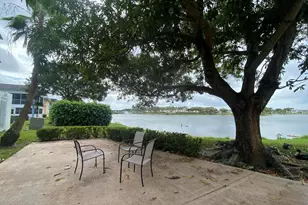 68 Stratford E, West Palm Beach, FL 33417 - Photo 16